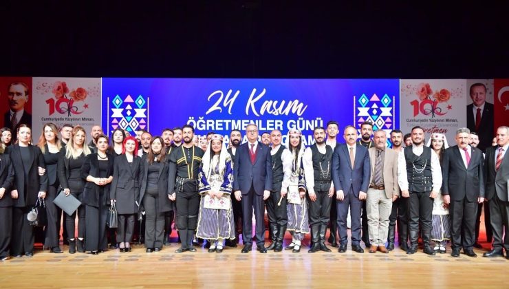 Diyarbakır’da 24 Kasım Öğretmenler Günü kutlandı
