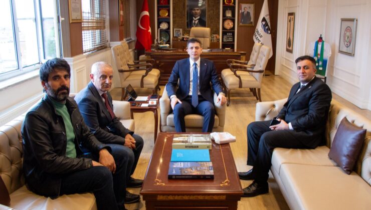 EMŞAV Diyarbakır Heyeti, Çınar Kaymakamı Zikrullah Erdoğan’ı Makamında Ziyaret Etti