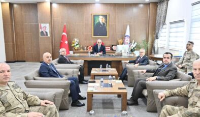 Lice’de uyuşturucu ile mücadele toplantısı: Vali de katıldı