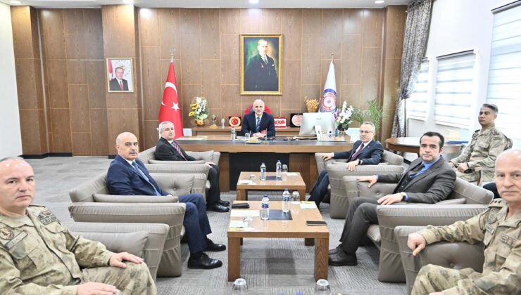 Lice’de uyuşturucu ile mücadele toplantısı: Vali de katıldı