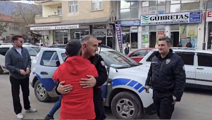 Diyarbakır’da kavga ihbarı: Polise ‘çiğköfte’ ikramı