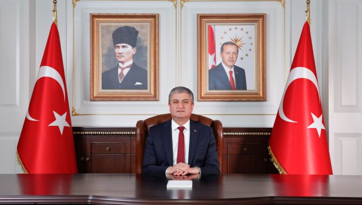 Adana’da 19 Mayıs Atatürk’ü Anma, Gençlik ve Spor Bayramı Coşkuyla Kutlanıyor