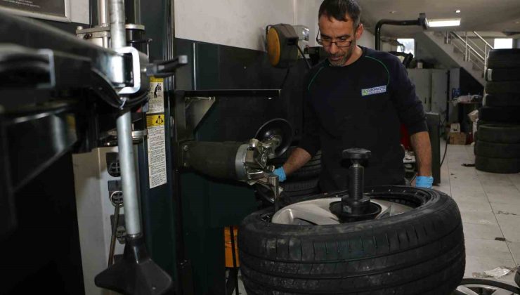 Lastikçilerde kış mesaisi başladı