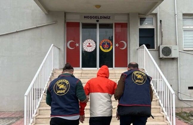 Diyarbakır’da cinayet ve uyuşturucu suçlarından aranan 4 zanlı yakalandı