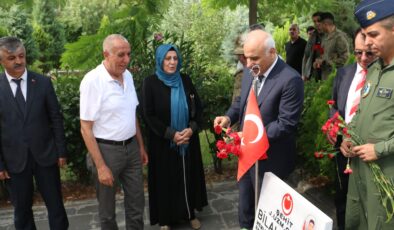 15 Temmuz şehitleri Diyarbakır’da dualarla anıldı