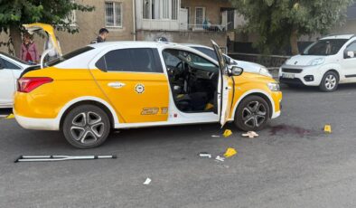 Boşanma aşamasındaki şahıs, önce eşini öldürdü sonra intihar etti