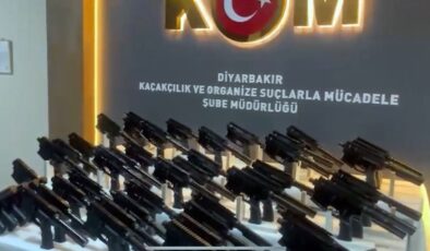 Diyarbakır’da KOM Şubenin ruhsatsız-kaçak silah operasyonu: 6 tutuklama