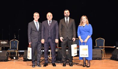 Diyarbakır’da 24 Kasım Öğretmenler Günü Programı Düzenlendi