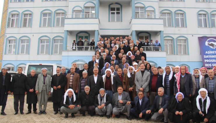 Diyarbakır’da 6 Aşiret Ve 300 Kanaat Önderinin Katıldığı Aşiretler Arası Dayanışma Toplantısı Yapıldı