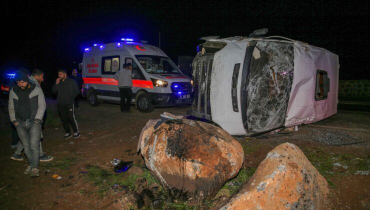 Diyarbakır’da korkutan kaza: 16 yaralı
