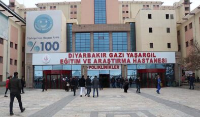 Diyarbakır’daki öğretmenin hastane önünde acı ölümü