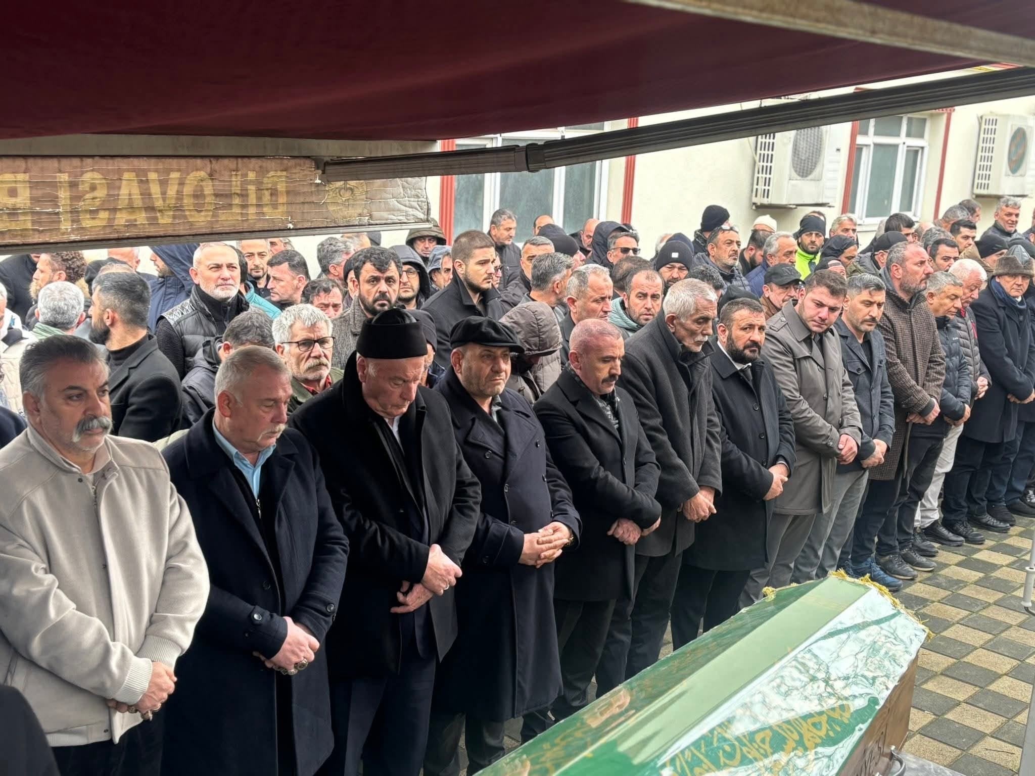 Milliyetçi Hareket Partisi Dilovası Teşkilatı Dava Büyüğü Sait AYAZ’ı Son Yolculuğuna Uğurladı