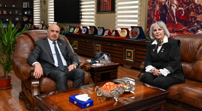 Dünya Mağdurlar Derneği Başkanı, Polis Haber Noktası Gazetesi Koordinatörü Türkan Çaçan’dan İl Emniyet Müdürü Gökduman’a Ziyaret