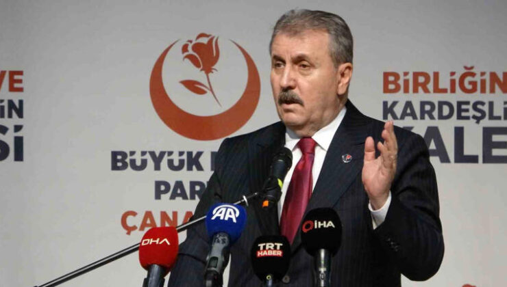 Büyük Birlik Partisi (BBP) Genel Başkanı Mustafa Destici, Tuncer Bakırhan’ı sosyal medya hesabından yaptığı sert bir paylaşımla hedef aldı.