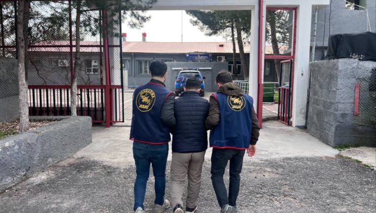 Diyarbakır’da Jandarma’dan büyük operasyon: 159 aranan şüpheli yakalandı