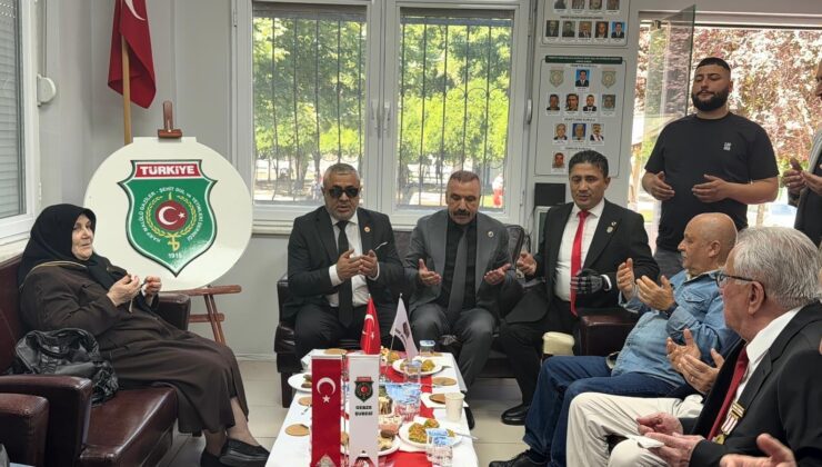 MHP Dilovası Teşkilatı, Şehit Aileleri ve Gazilerle Bayramlaşma Programında Buluştu