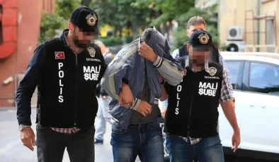 19 Eczacı Gözaltına Alındı: Kronik Hastalık İlaçlarını Yurtdışına Kaçırıyorlardı